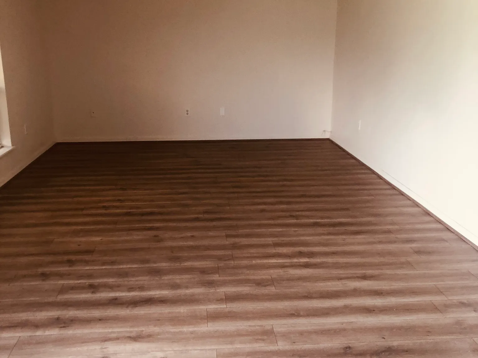 5 bed, 2955 sqft, $3,000 — Photo 2