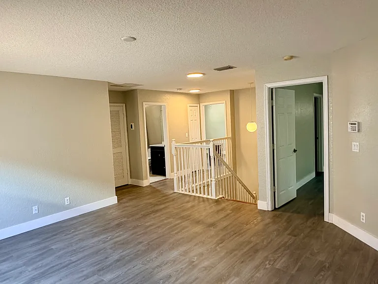 5745 SE Crooked Oak Ave — Photo 20