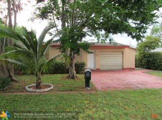 6640 Coolidge St, Hollywood, FL 33024
