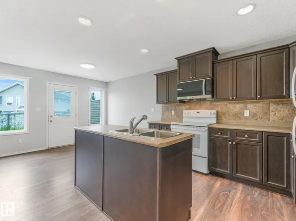 23 Ashby Gdns, Spruce Grove, AB T7X 0K1