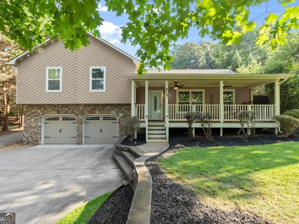 918 Victoria Landing Dr, Woodstock, GA 30189