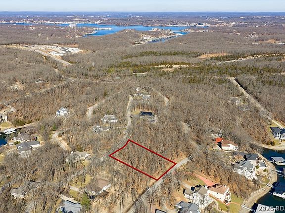 4th image of 52 Greystone Ln