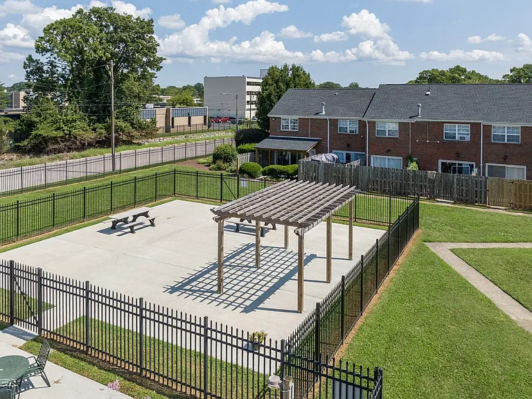 Hilton Village Townhomes — Photo 12