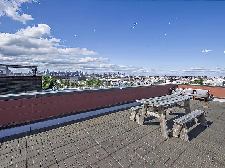 230 Troutman St #1B — Photo 10