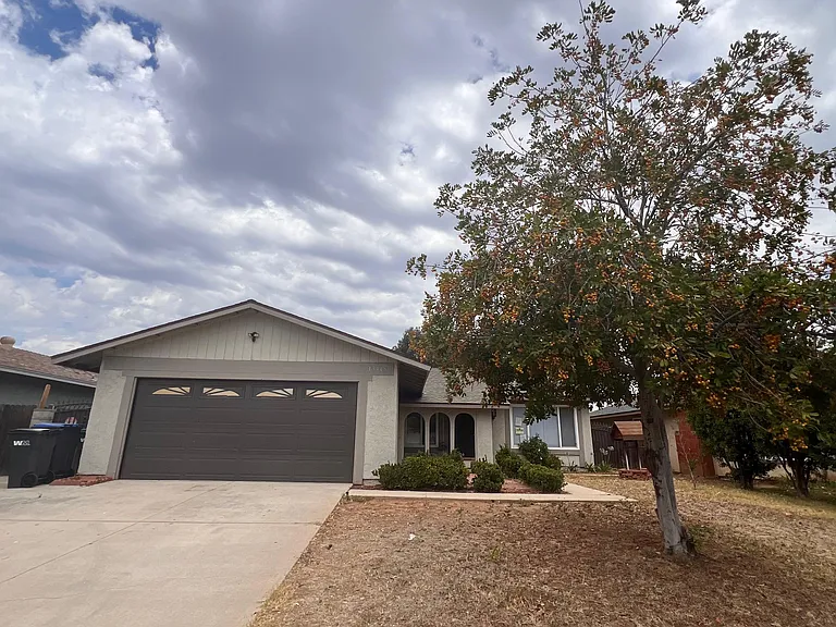 13448 Silver Ln — Photo 1