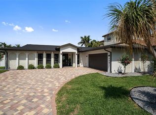 668 Harbor Is, Clearwater, FL 33767