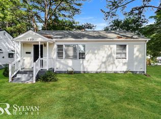 823 Elmhurst Ln, Portsmouth, VA 23701