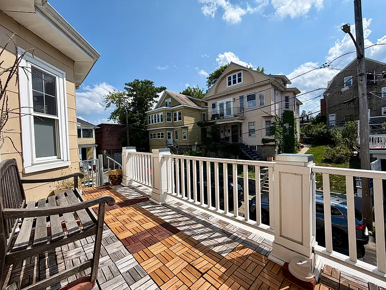 8 Douglas Ave #2 — Photo 19