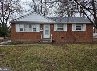 711 W Madison Ave, Magnolia, NJ 08049