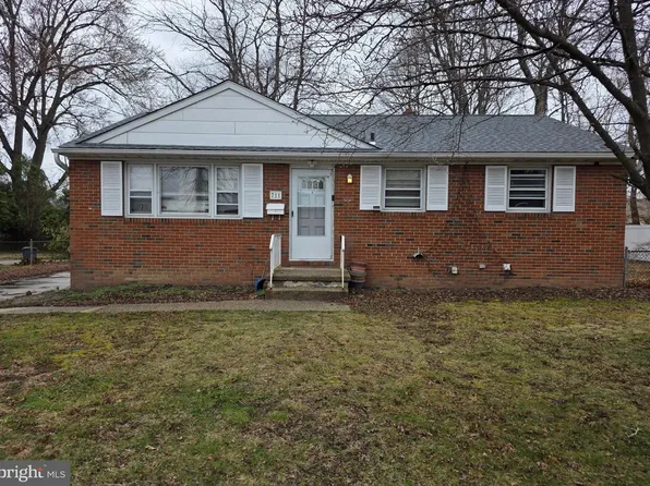 711 W Madison Ave, Magnolia, NJ 08049