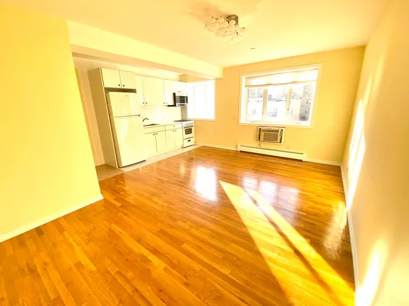 1384 East 19th Street image 2 of 13