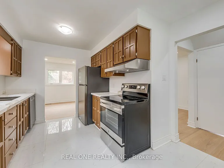 655 Paragon Pl E — Photo 21