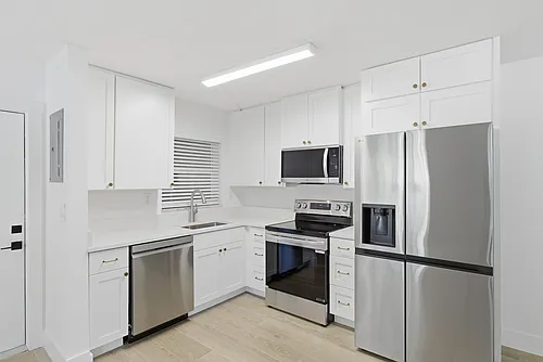 5771 SW 36th Ct #305 Photo 1