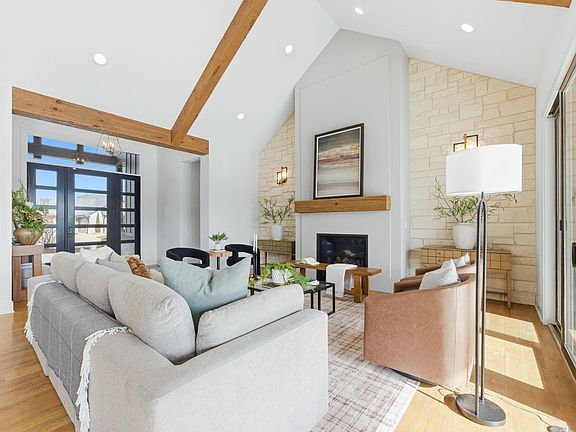 5th image of 1511 E Bluesage Ct