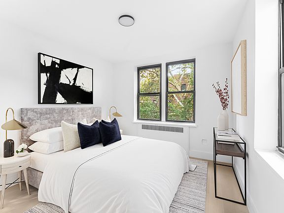 4th image of 310 E 12th St APT 5E