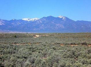 3 Sunset Rd, Taos, NM 87571