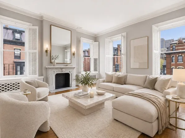 274 Clarendon St APT 3, Boston, MA 02116