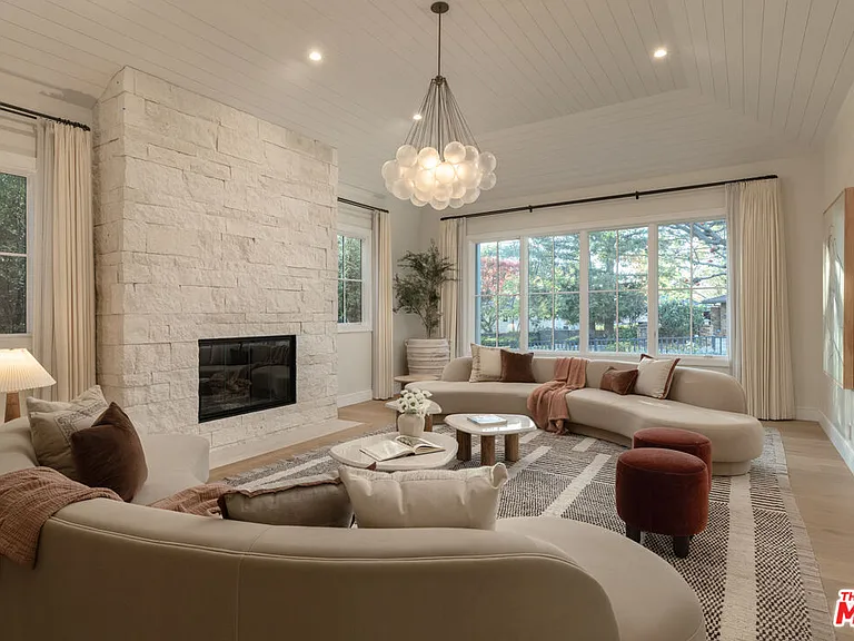 550 Spoleto Dr — Photo 5
