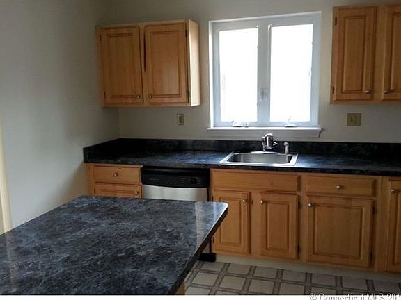5th image of 77 Saint Monicas Ave