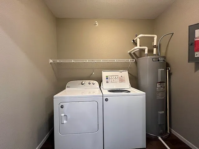 3950 Fairway Hills Dr #105 — Photo 10