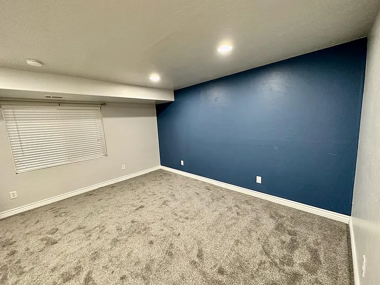 927 E Montana Vista Ln — Photo 30