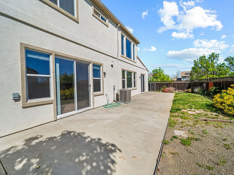 4855 Greencastle Way — Photo 39