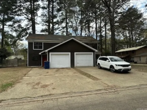 831 & 833 Dennis St SW, Camden, AR 71701