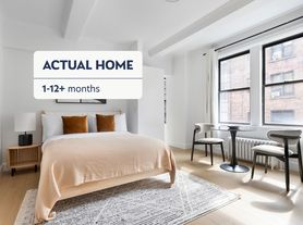 244 W 72nd St
