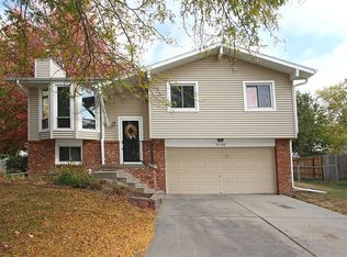 4130 Jacquelyn Dr, Lincoln, NE 68516