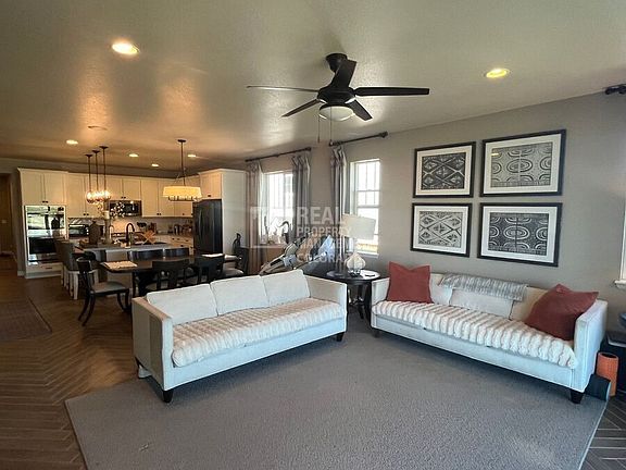 4th image of 125 Western Sky Cir