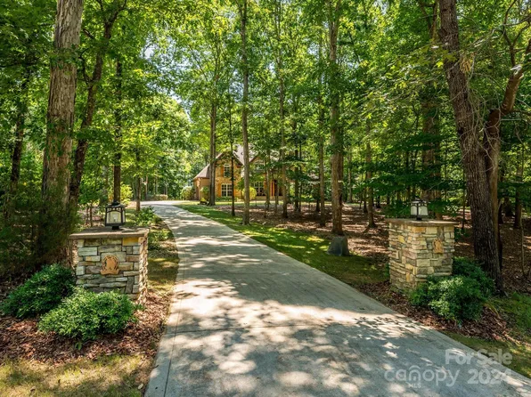 4825 Pimlico Ln, Waxhaw, NC 28173