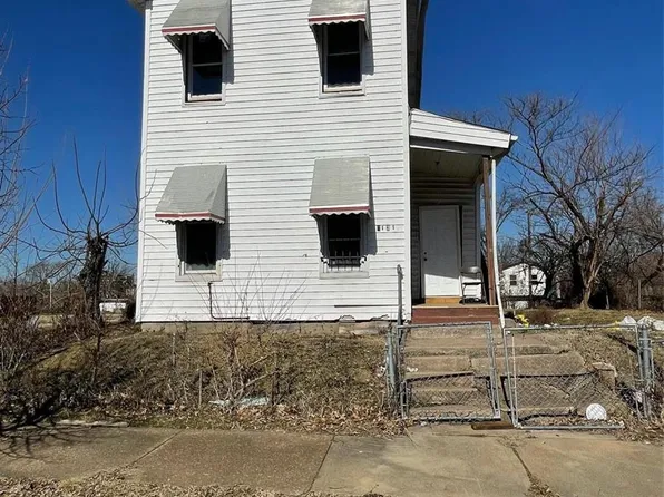 2131 E De Soto Ave, Saint Louis, MO 63107