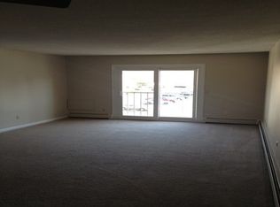 1401 Warwick Ave APT 325, Warwick, RI 02888