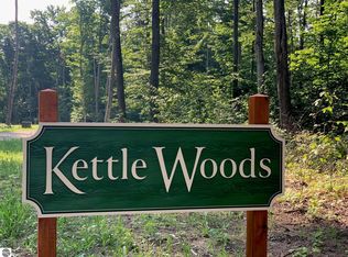 5 Kettle Way #5, Empire, MI 49630