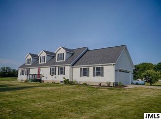 4886 Scarborough St, Jackson, MI 49201