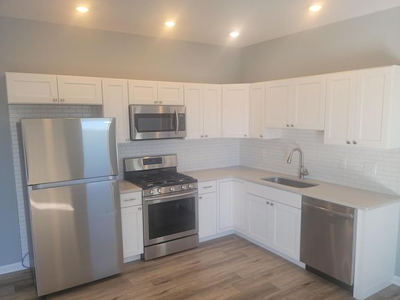 New Kitchen: Granite, cabinets, faucet, appliances, etc.