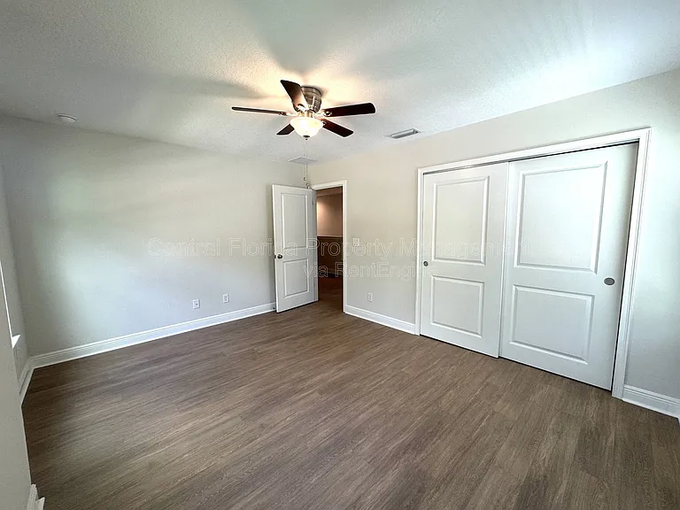 2861 Mayer St — Photo 23