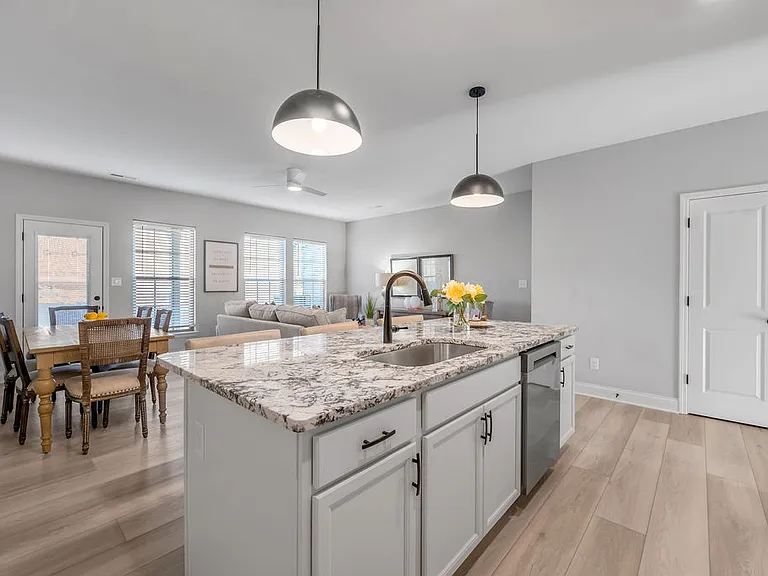 Bellingham Park Townhomes — Photo 8