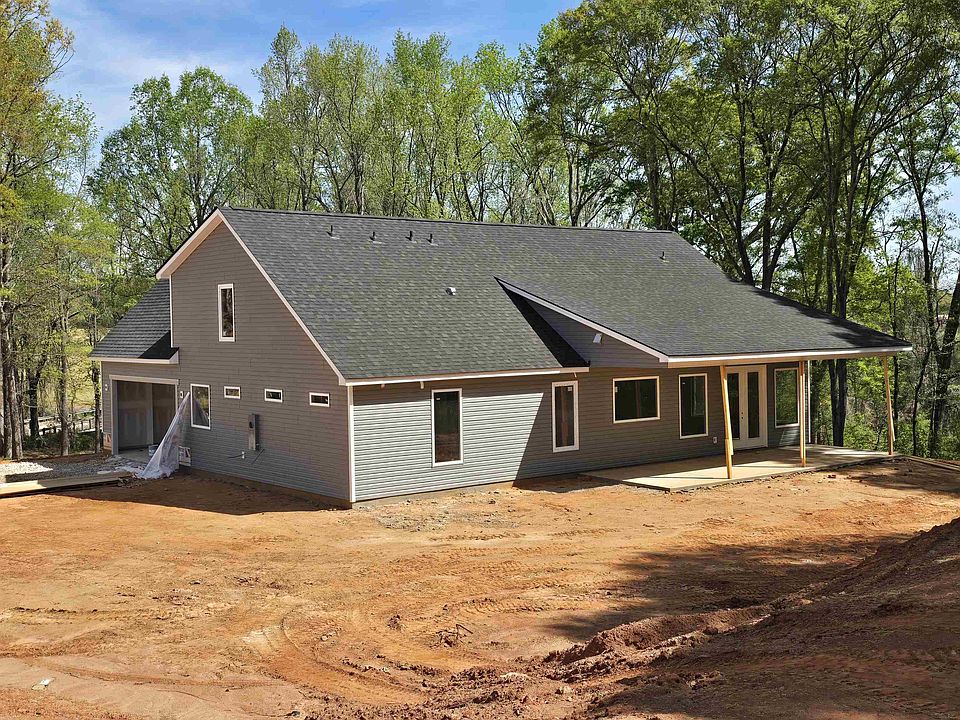 2nd image of 240 Inman Mills Rd