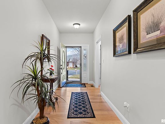 4th image of 2216 Charlack Ave