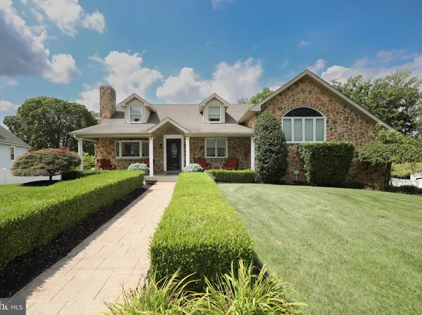 516 Moreboro Rd, Hatboro, PA 19040