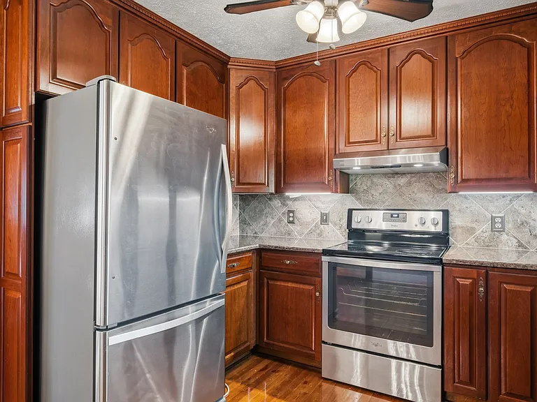 1721 Plank Dr — Photo 7