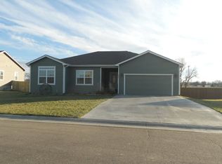 202 12th St Ter, Milford, KS 66514