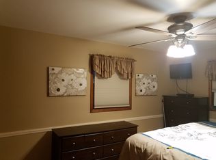 3869 Fruit Ridge Ave NW, Grand Rapids, MI 49544