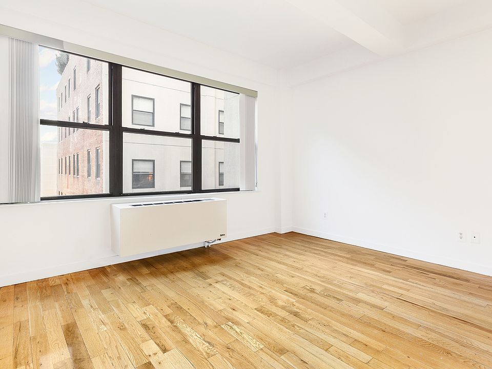 1st image of 60 W 14th St APT 8A