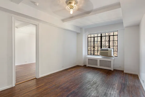 Sold by Renetta Real Estate | media 16