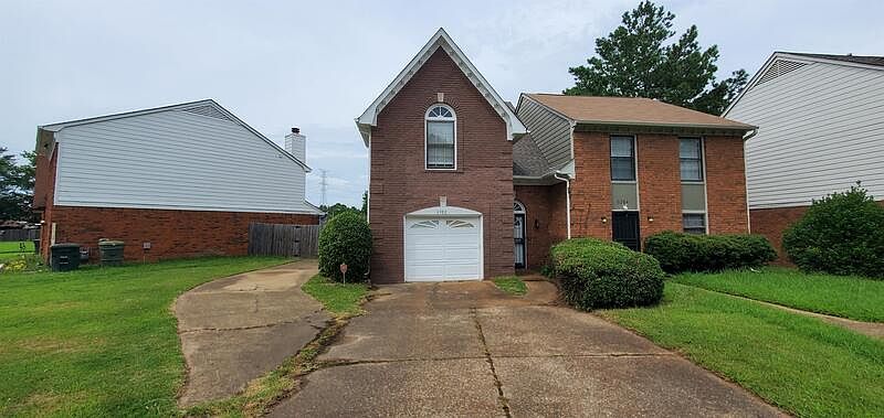 1st image of 6382 Hunters Place Dr