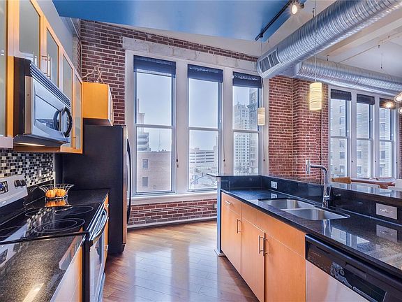 4th image of 1136 Washington Ave Unit 307