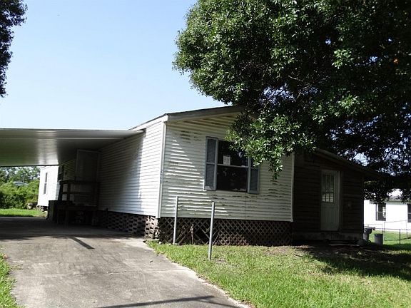 3rd image of 2440 McGregor St