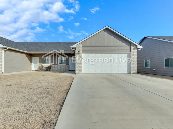 110 E Santa Fe Cir, Mulvane, KS 67110